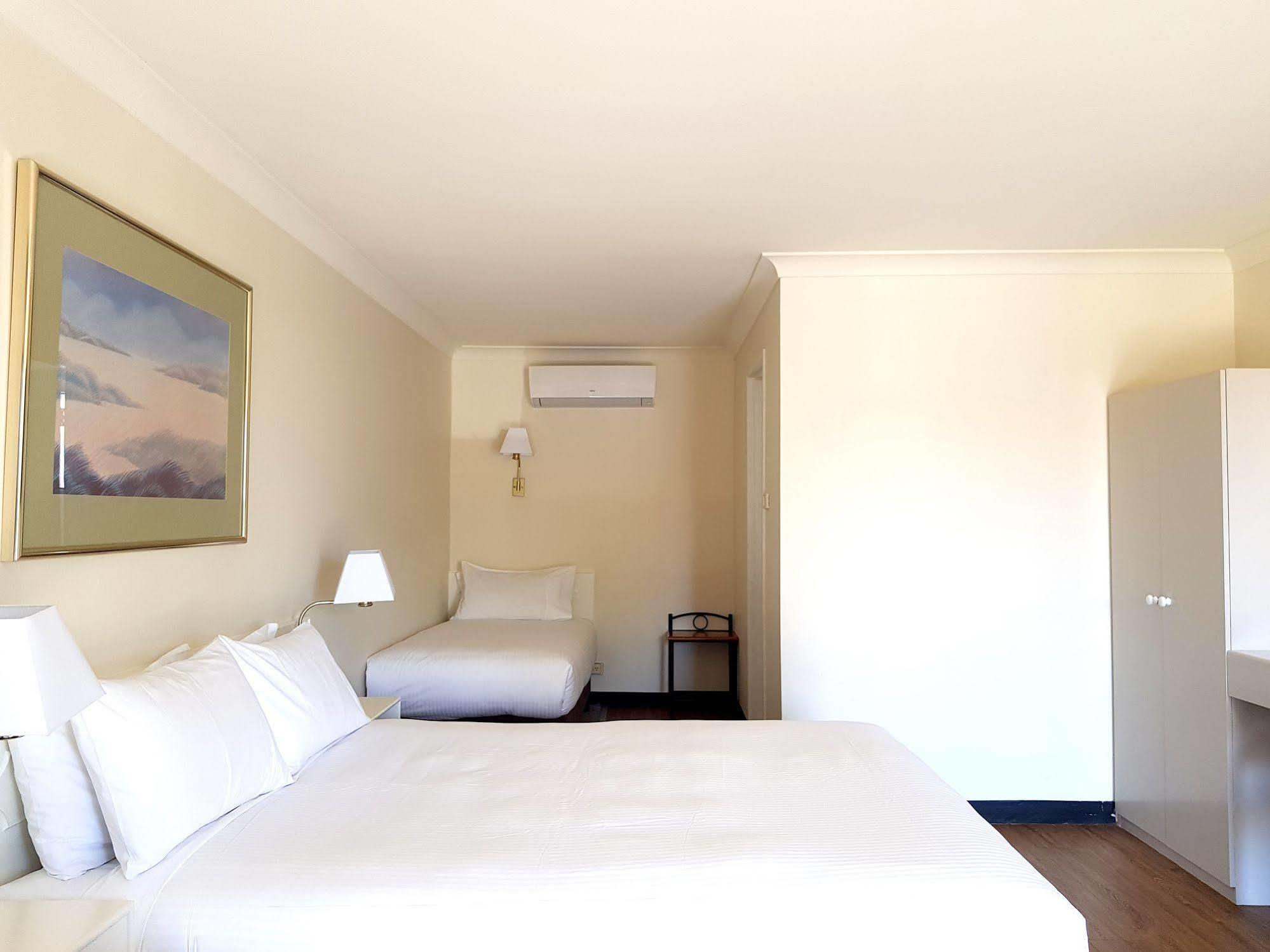 The Palms Dubbo Motel Eksteriør billede
